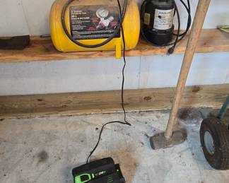 Portable Air Tank - Pump - Sledge Hammer