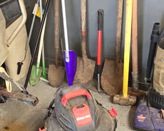 Shop Vac - Yard Tools