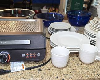Ninja Cooker - White Dishes