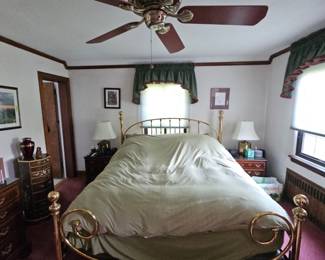 King size bed brass headbord