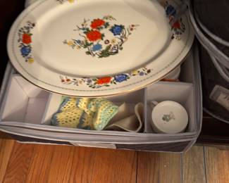 Ainsley full place settings set of 12