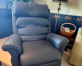 Lift chair.