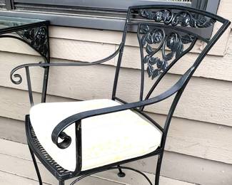 Vtg. Metal Craft wrought iron patio set - Beautiful and in Great condition w/custom made cushions