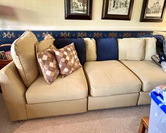 This 7 pc couch set can be set up in different designs to best fit your needs