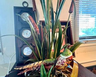 Beautiful Vtg. Toleware enamel Pheasant and Cattails lamp