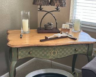 Small desk