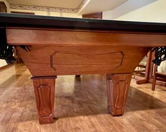 Vtg. pool table w/like new black felt top