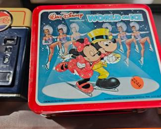 MICKEY MOUSE METAL LUNCH BOX