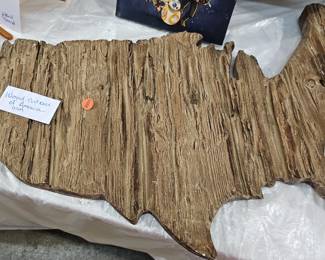 WOODEN USA DECOR