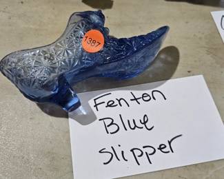 FENTON BLUE SLIPPER