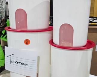 TUPPERWARE