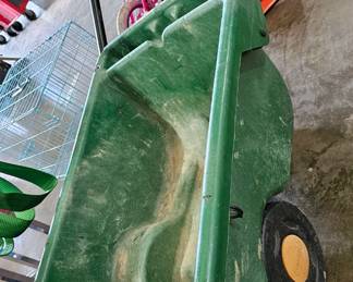 GARDEN CART