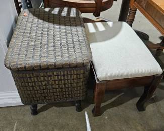 STOOLS
