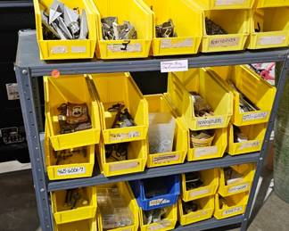 ORGANIZER BINS / SHELF / CONTENTS