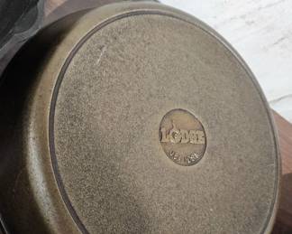 LODGE CAST IRON SKILLET