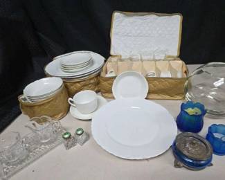 CT509Haviland France Versailles Dining Ware