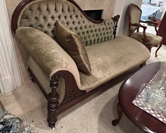 Antique Victorian chaise lounge