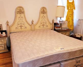 FREE KING MATTRESS SET
Saturday!