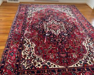 7'1" x 10'4" Handmade Wool Rug
