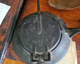 Vintage Griswold Wafer Iron