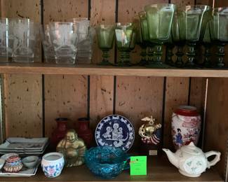 Vintage 1970s green glassware and smalls