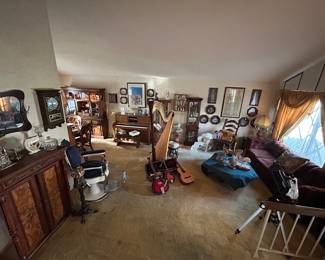 The living room after Heritage staging.