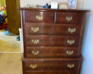 Bedroom chest