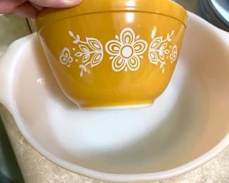 Yellow pyrex