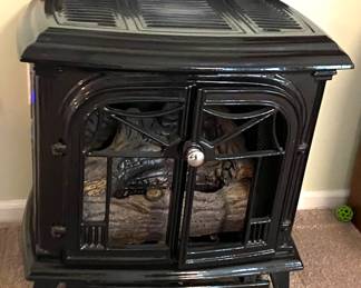 Electric iron fireplace