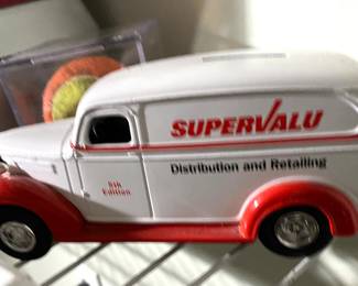 Metal car bank