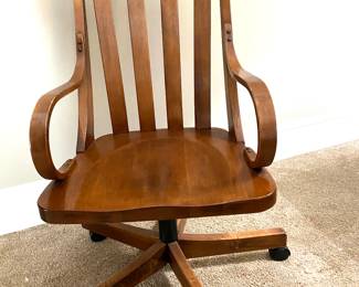 Desk chair