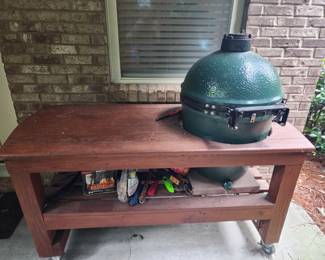 Green egg with table