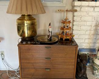 Mid Century Modern Bachelor Chest
