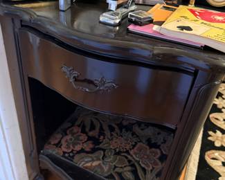 Drew mid century modern vintage (side table / nightstand)