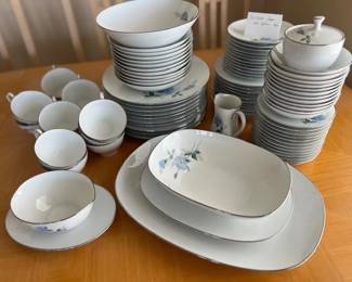 Noritake Japan 6604 Sylvia china set
