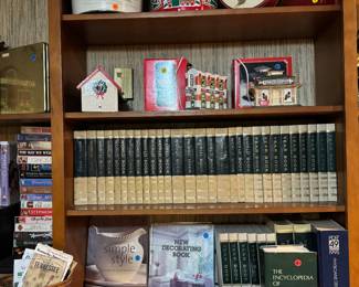 Christmas tins, Coca-Cola Lighted Houses, Set of Encyclopedias, PDR