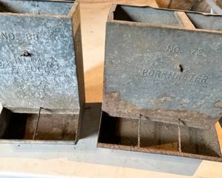 Small hog feeders. Sioux Rapids, Iowa.