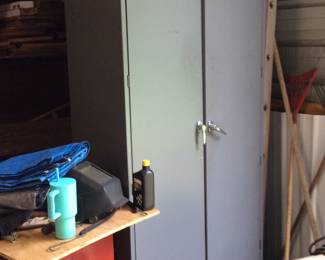 METAL STORAGE CABINET