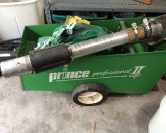 PRINCE PROFESSIONAL II w VSP TENNIS BALL MACHINE