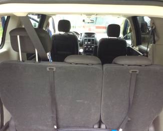2008 Dodge GRAND CARAVAN BRAUN ENTERVAN SE, HANDICAP VAN WITH WHEELCHAIR LIFT, VAN IS IN GOOD RUNNING CONDITION WITH NEW BATTERY, 3.3L V SHAPE, 174,467 MILES, LOCKING WHEELCHAIR SAFETY Z LOCK