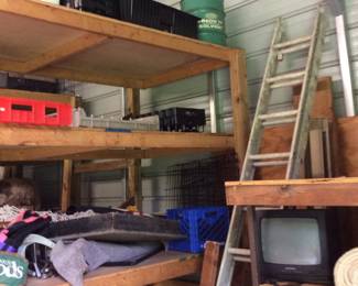 WOOD SHELVING, EXTENSION LADDER