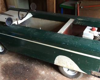 VINTAGE CONVERTIBLE CAR BODY GO CART, ENGINE NEEDS TUNEUP