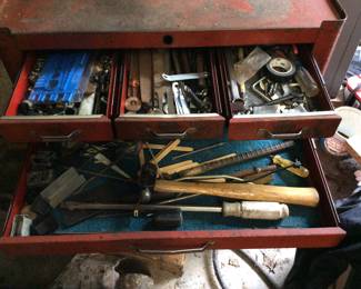 ROLLING TOOL BOX WITH HAND TOOLS