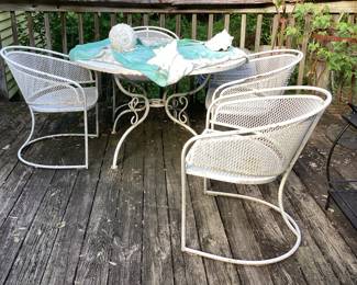 Vintage Outdoor Mesh Table and Four Chairs