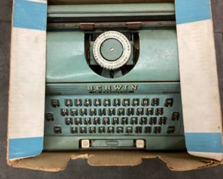 Berwin Typewriter toy