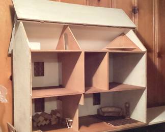 Dollhouses 25 each