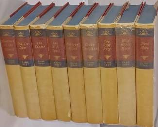 We are selling a huge collection of Zane Grey / Zane Gray hardback western books in this auction, this is just one of several lots of this very collectible author's novels.