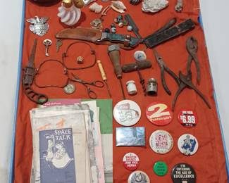 all on tray, over 70 pieces all kinds of old stuff, we have several dealer lots like this in this sale.