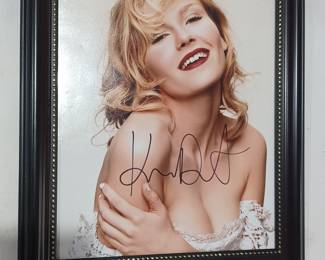 Autographed photo signed with certificate of authenticity actress Kirsten Dunst of Spiderman and other movies