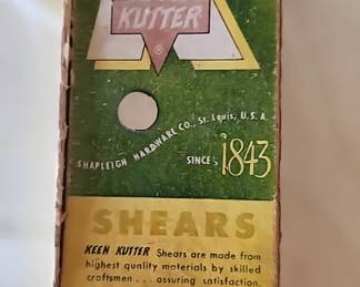Keen cutter shears